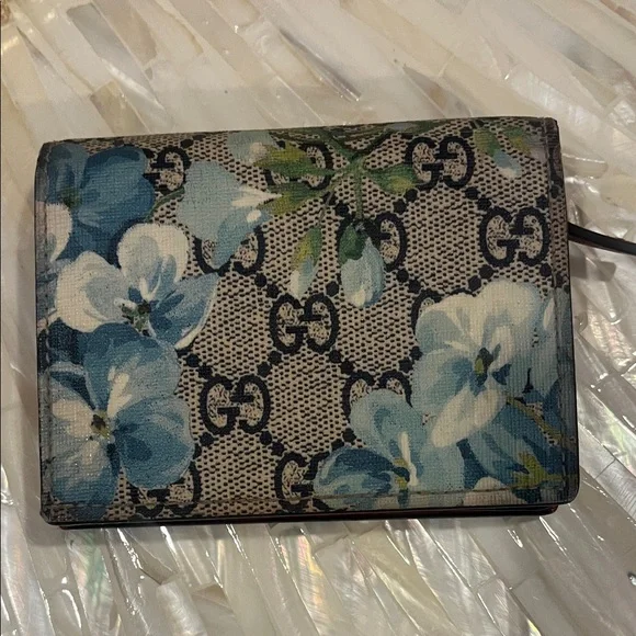 Gucci Blooms Blue Floral GG Supreme Wallet - Picture 2 of 11